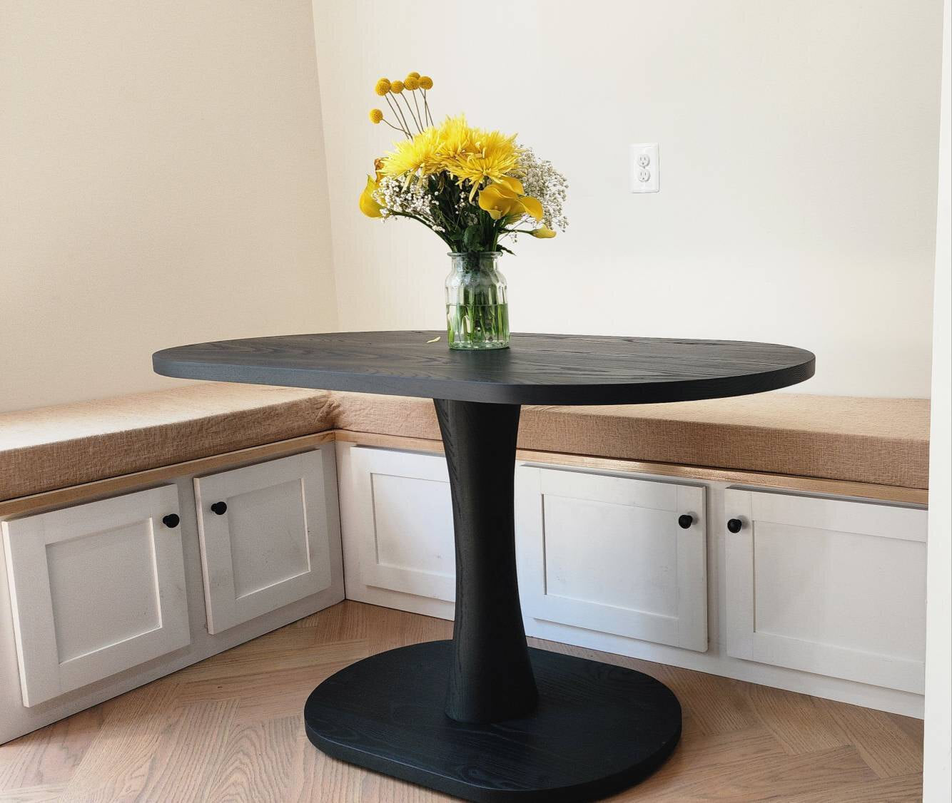 Oval Dining Table Pros and Cons