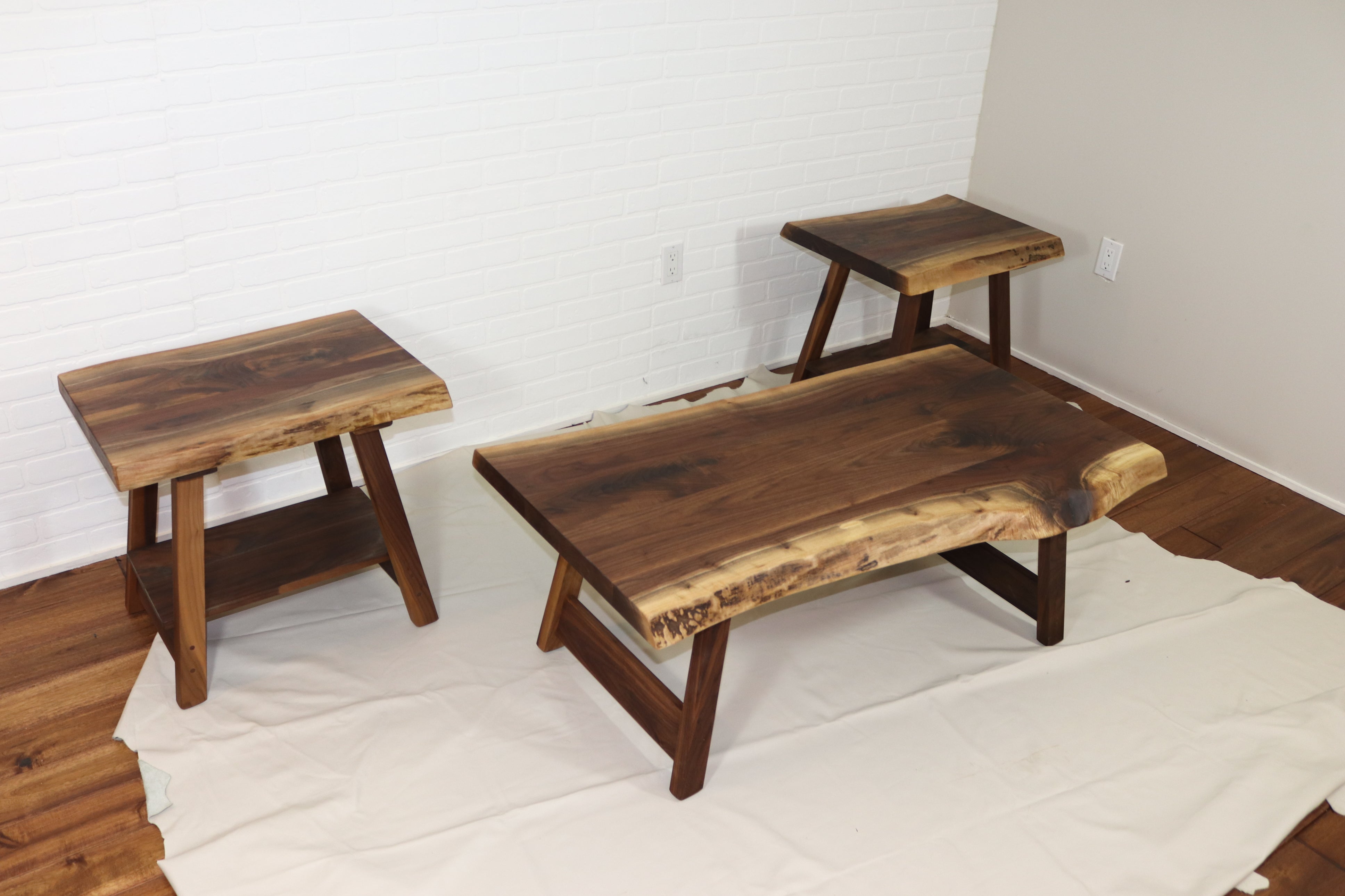 What is an Accent Table and How is it Different then Other Table Types.