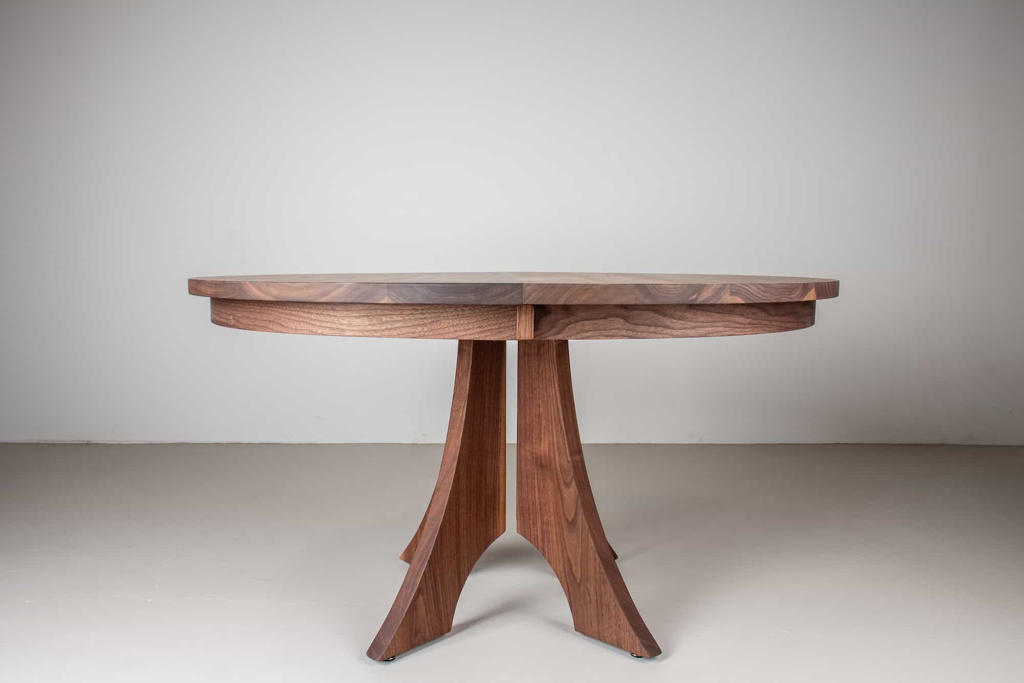 round extendable pedestal base
