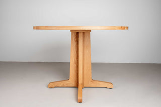 round oak kitchen table on pedestal base