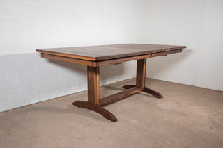 What is a Trestle Table?