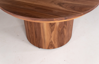 The Advantages of a Round Extension Table