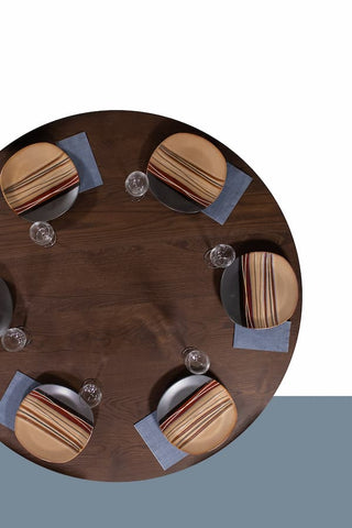 An Oak Round Dining Table