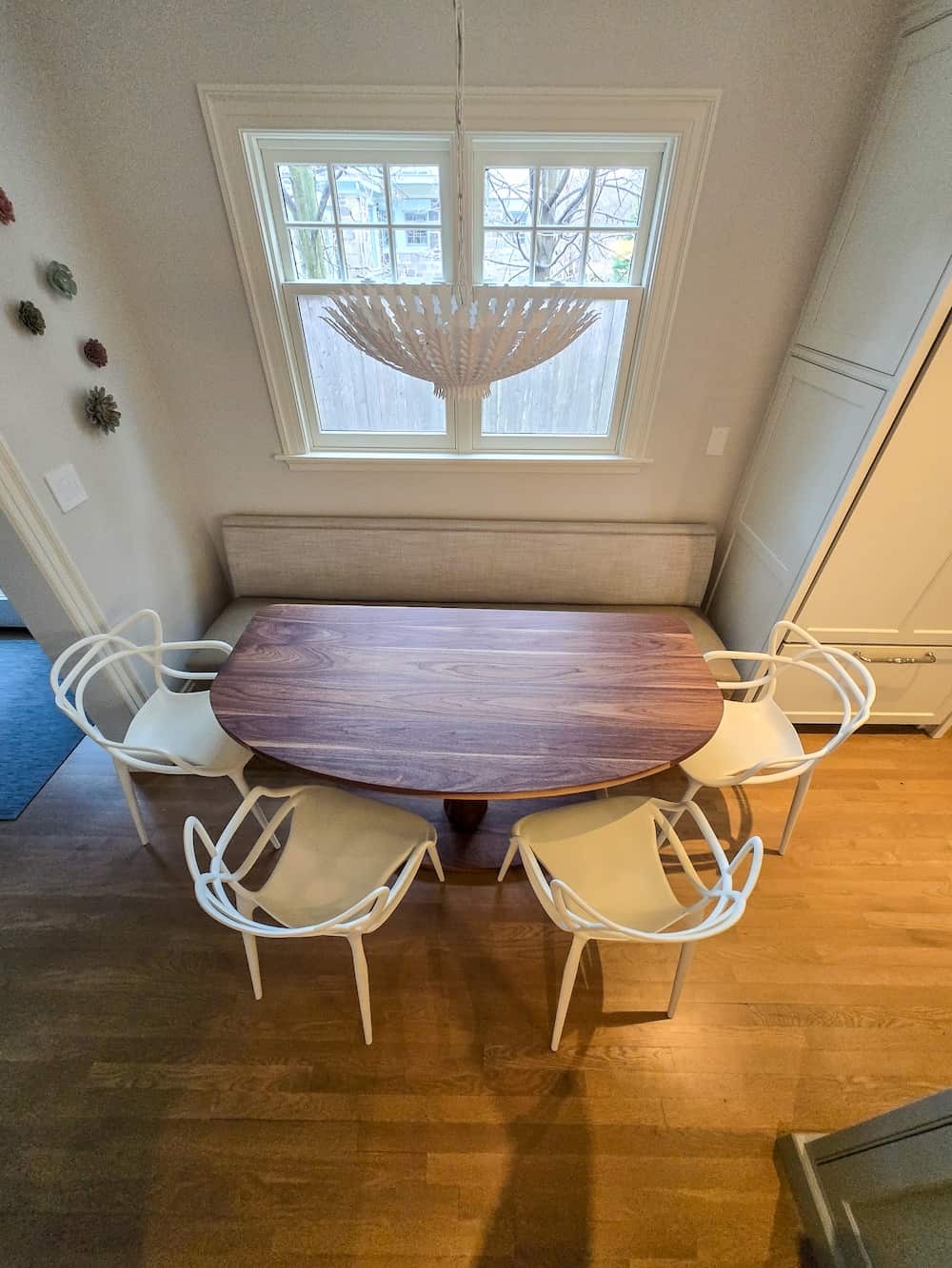 custom banquette table