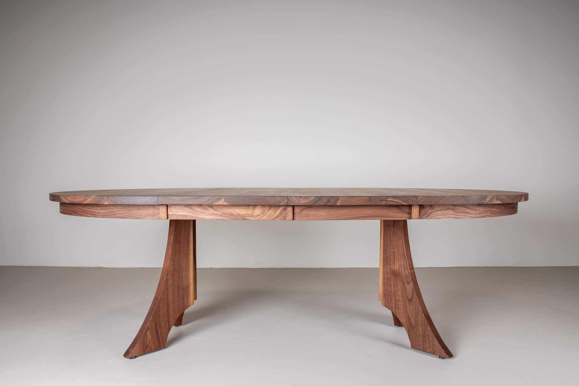 round extendable walnut table