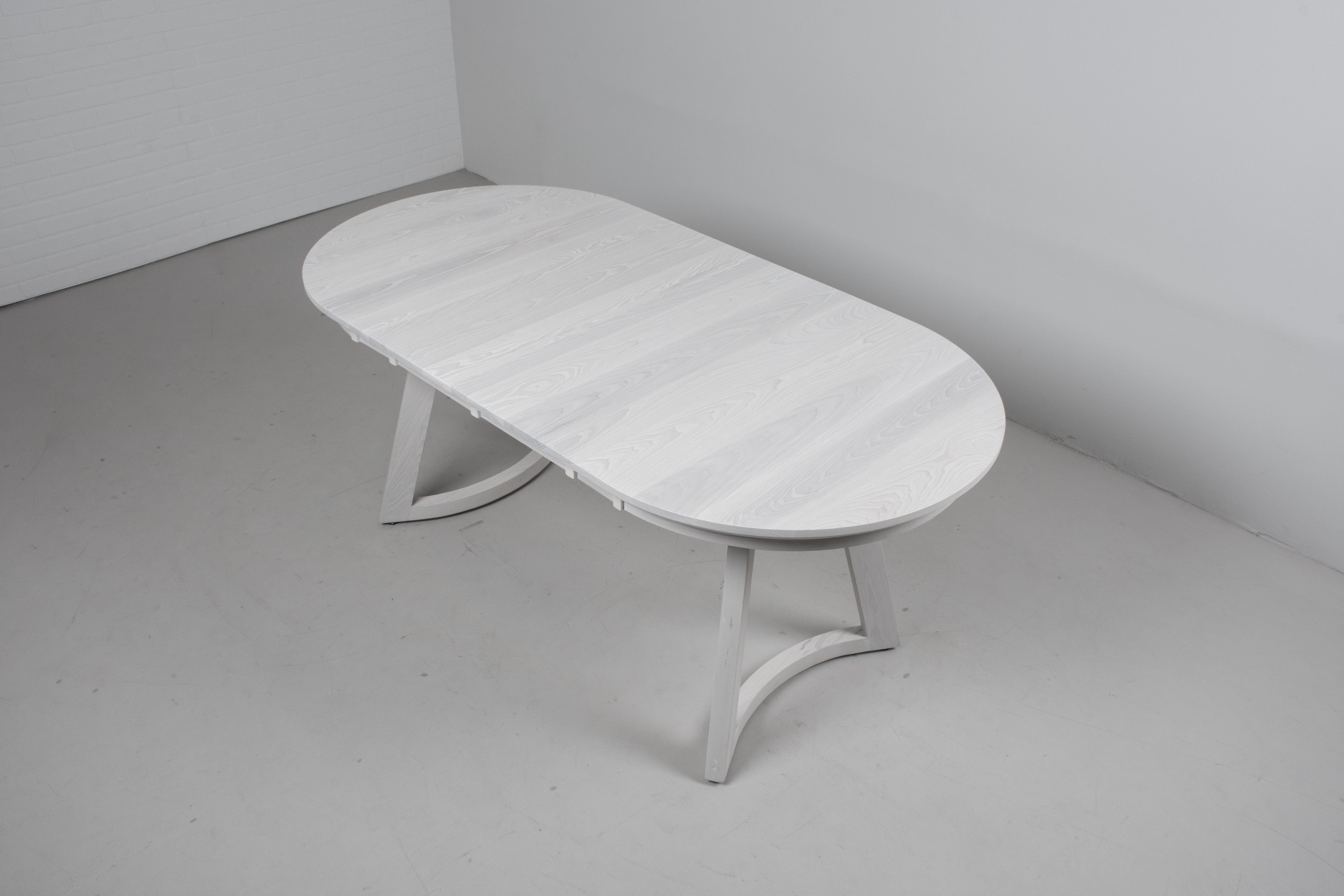 Murray Racetrack Oval Extendable Table