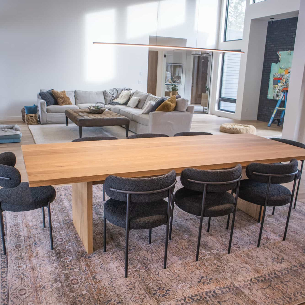 a White Oak table 42