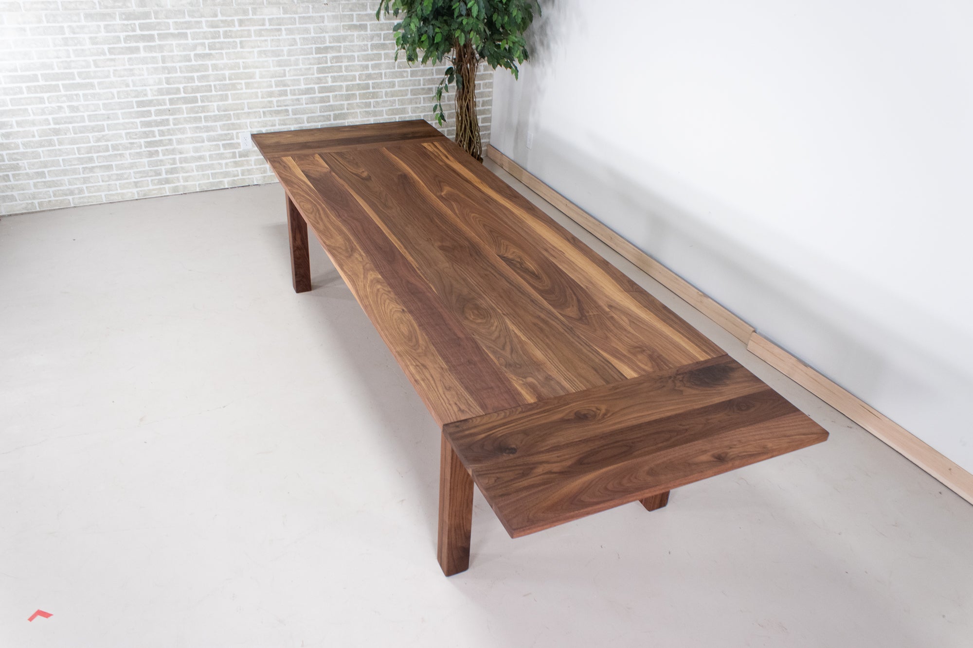 Carson Wood Extendable Parsons Table