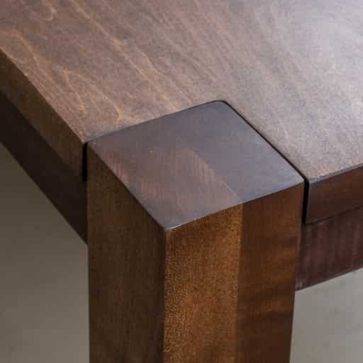 corner detail of a Maple table 42