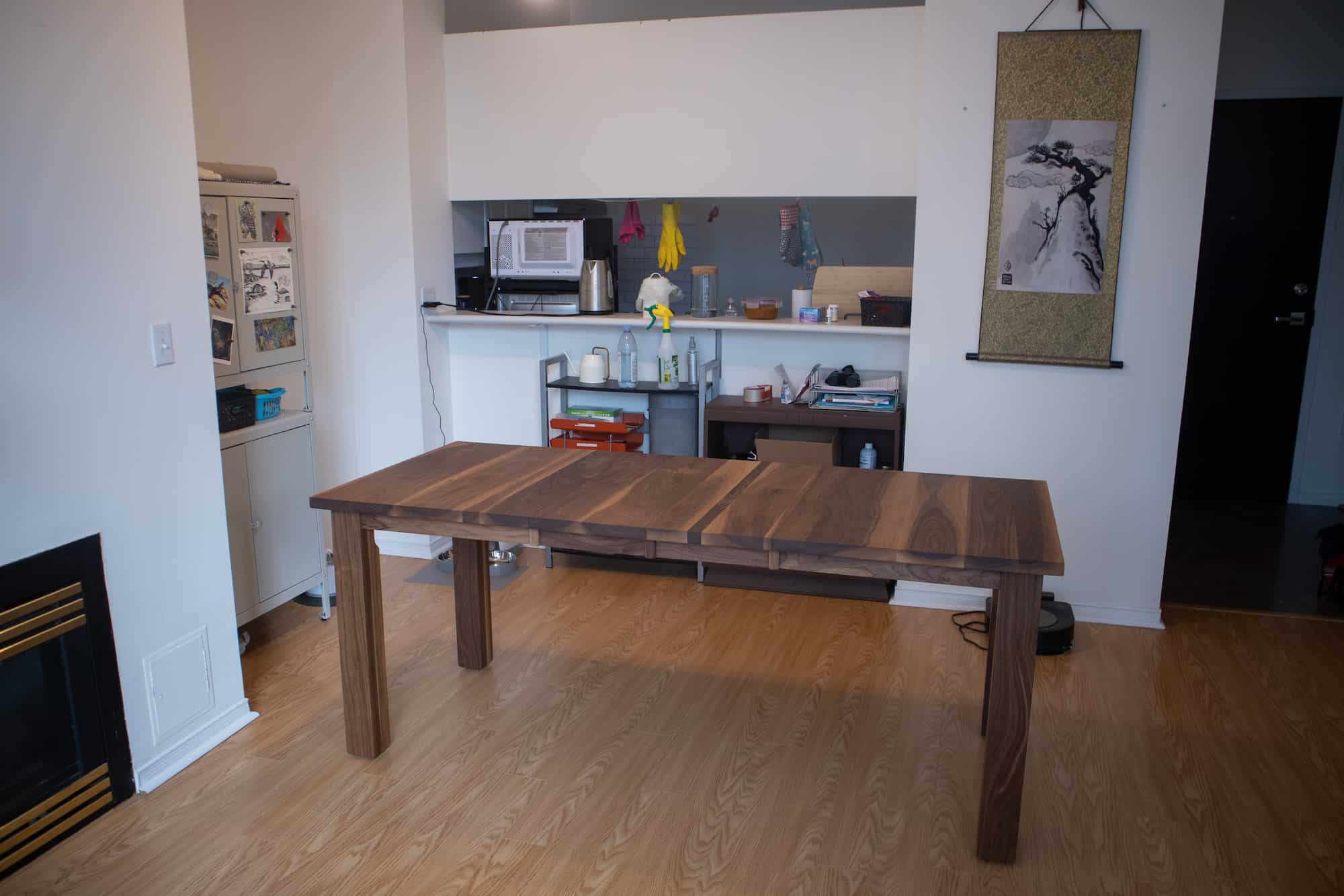 extendable walnut table