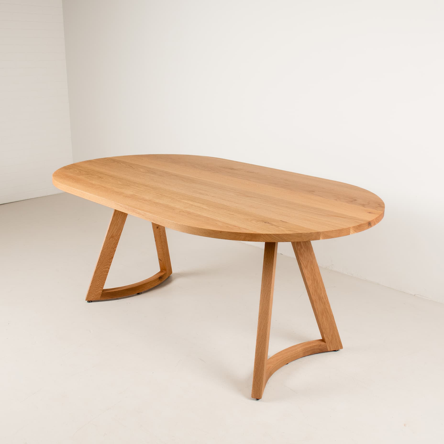 Murray oak racetrack oval table on chesbro legs