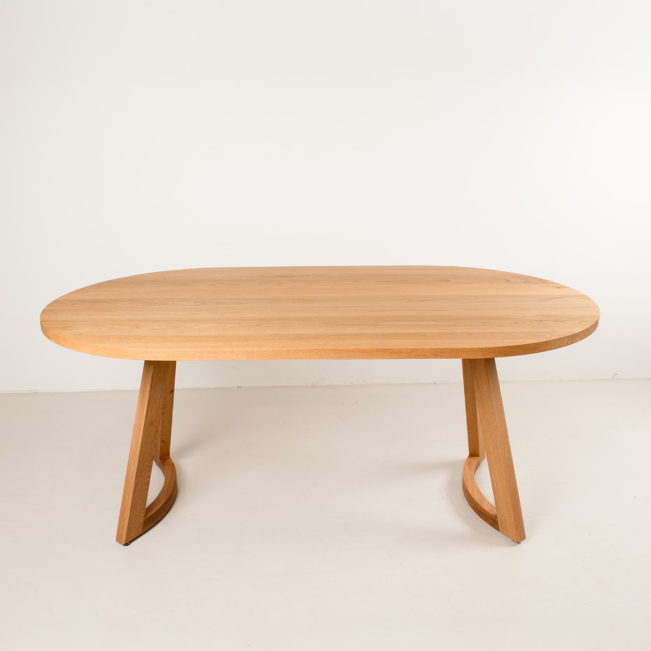 Murray oak racetrack oval table on chesbro legs