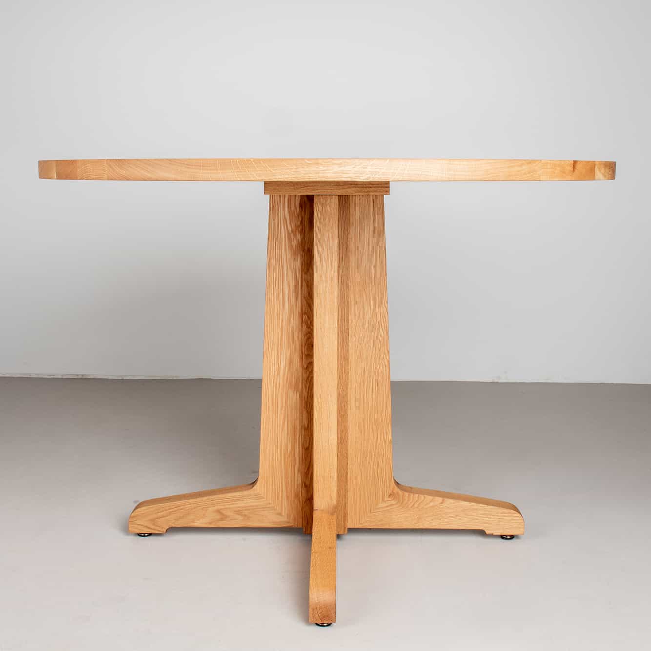 Round Extendable Table | Wood Dining Table | Loewen Design Studios