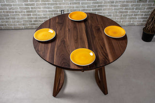 round walnut extendable table on chesboro legs