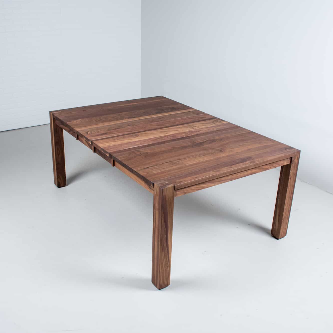 walnut extendable table