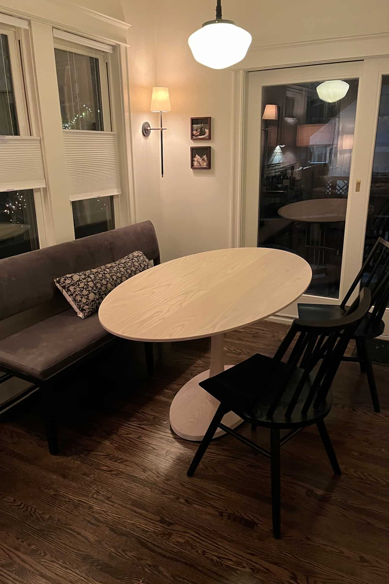 white oval table