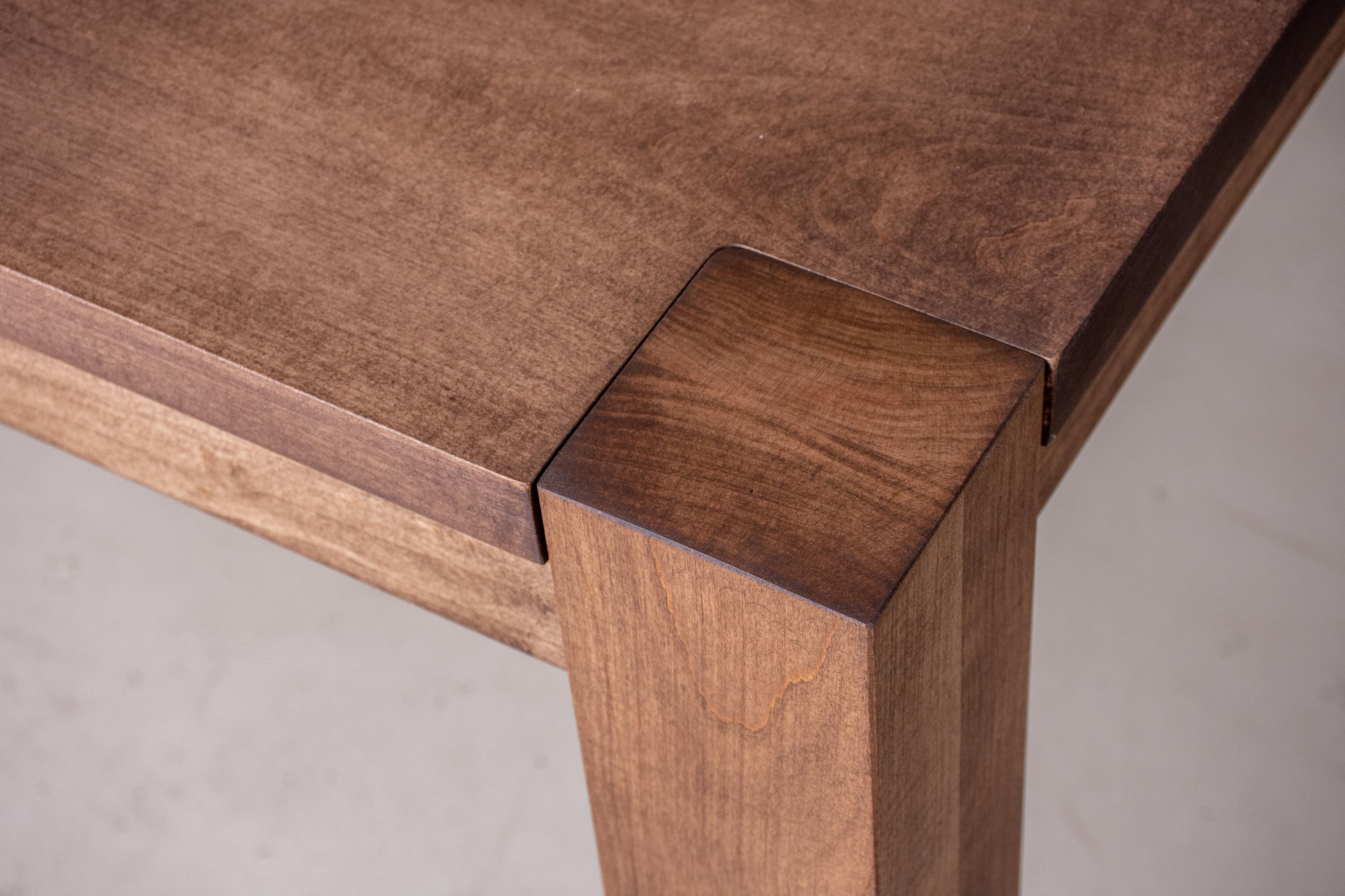 maple exposed leg parsons table