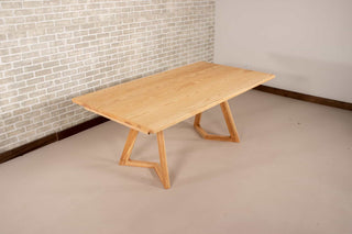 extendable table in ash with natural finish