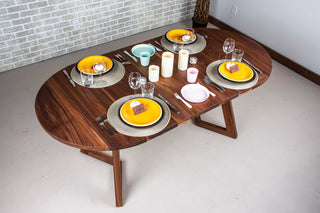 extendable wood table for thanksgiving